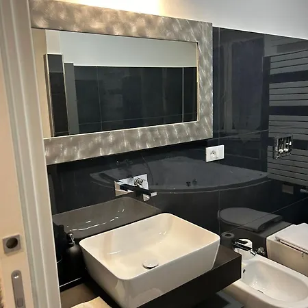 Vaticano Luxury Apartman *